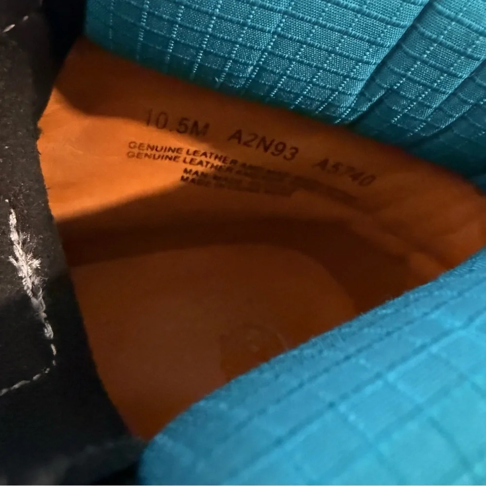 Timberland 6 Inch Premium Boots Men 10.5 Wheat Black Teal 1973